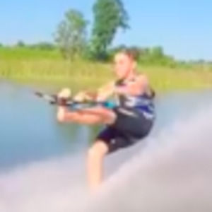 Meet your Posher, Ellis